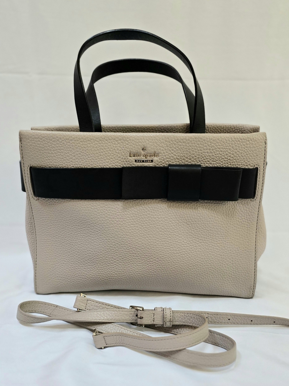 Kate Spade Villabella Avenue Elena Taupe Black Bow Leather Satchel